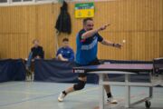 Darius Gut beim Punktspiel in der Verbandsoberliga Nord zwischen SV Friedrichsort und TTC Mölln am 30.10.2021