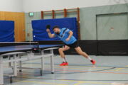 Adrian Wiecek am 18.10.2025 beim Oberliga-Punktspiel SV Friedrichsort - TTC Düppel
