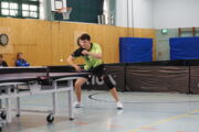 Yannic Girra am 18.10.2025 beim Oberliga-Punktspiel SV Friedrichsort - TTC Düppel