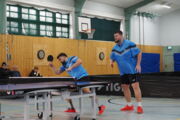 Adrian Wiecek und Christian Witter am 18.10.2025 beim Oberliga-Punktspiel SV Friedrichsort - TTC Düppel