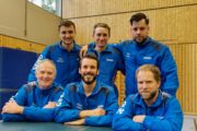 Die 1. SVF-Herren in der Verbandsoberliga-Saison 2021 / 2022 (vlnr): oben: Fynn Mathis Albrecht, Niklas Munz, Florian Roth, unten: Mogens Sonnichsen, Fabian Schüler, René Ahrensdorf (beim Punktspiel in der Verbandsoberliga Nord zwischen TTSG Urania-Bramfe