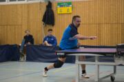 Darius Gut beim Punktspiel in der Verbandsoberliga Nord zwischen SV Friedrichsort und TTC Mölln am 30.10.2021