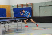 Adrian Wiecek am 18.10.2025 beim Oberliga-Punktspiel SV Friedrichsort - TTC Düppel